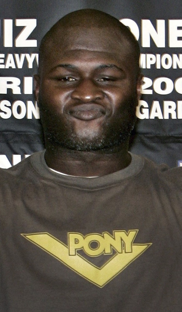 Чемпион Джеймс Тони