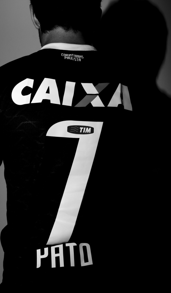 Коринфянам Алешандре Пато в черном