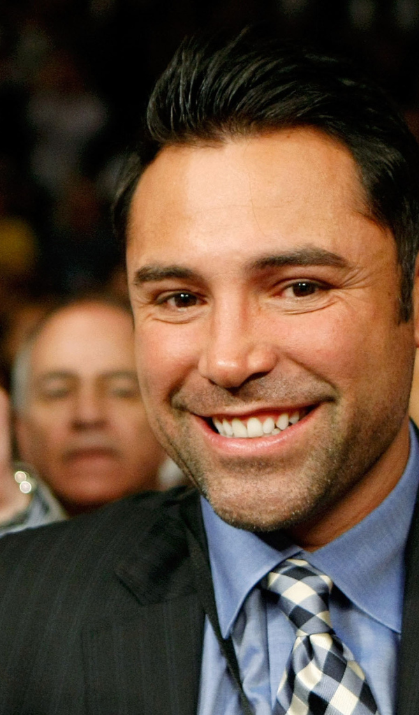 Известный боксер Оскар Дела Хойя