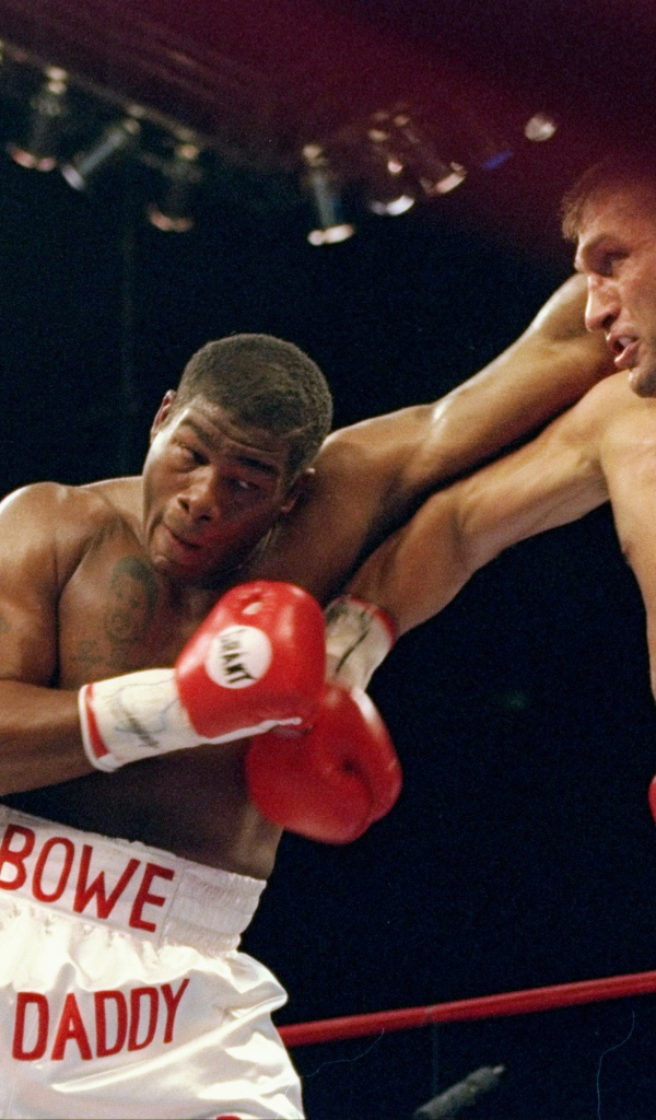 Известный боксер Риддик Боу