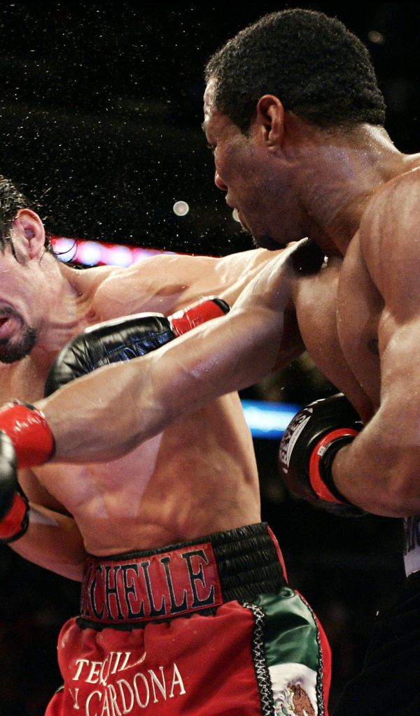 Известный боксер Шейн Мосли