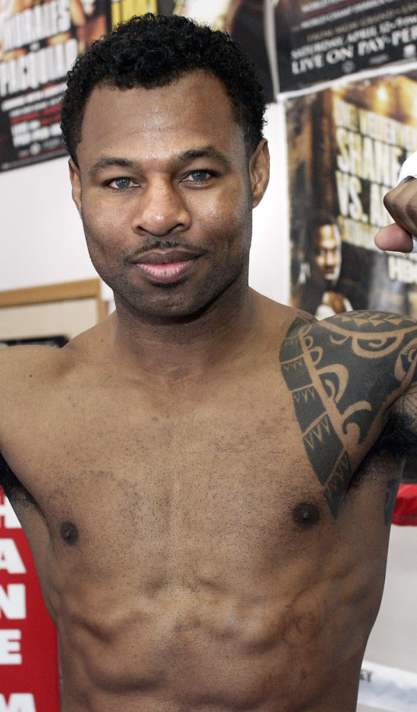 Famous Boxer Shane Mosley in the ring