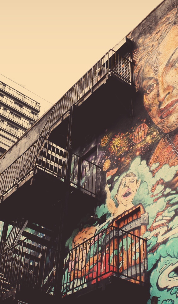 Граффити искусство на многоэтажном доме