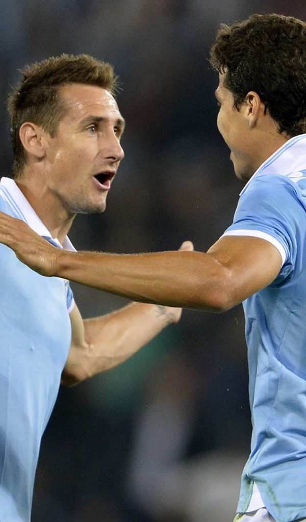 Лацио Мирослав Клозе празднует победу