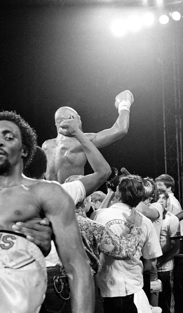 Легендарный боксер Томас Хернс