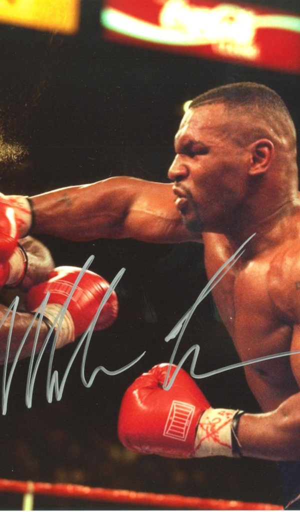 Майк Тайсон в середине боя