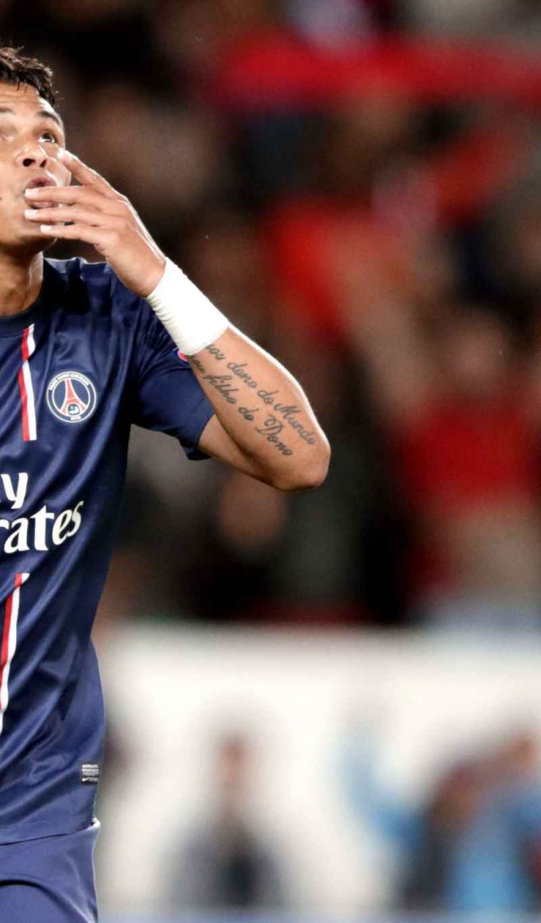 ПСЖ Тиаго Силва благодарит своих поклонников