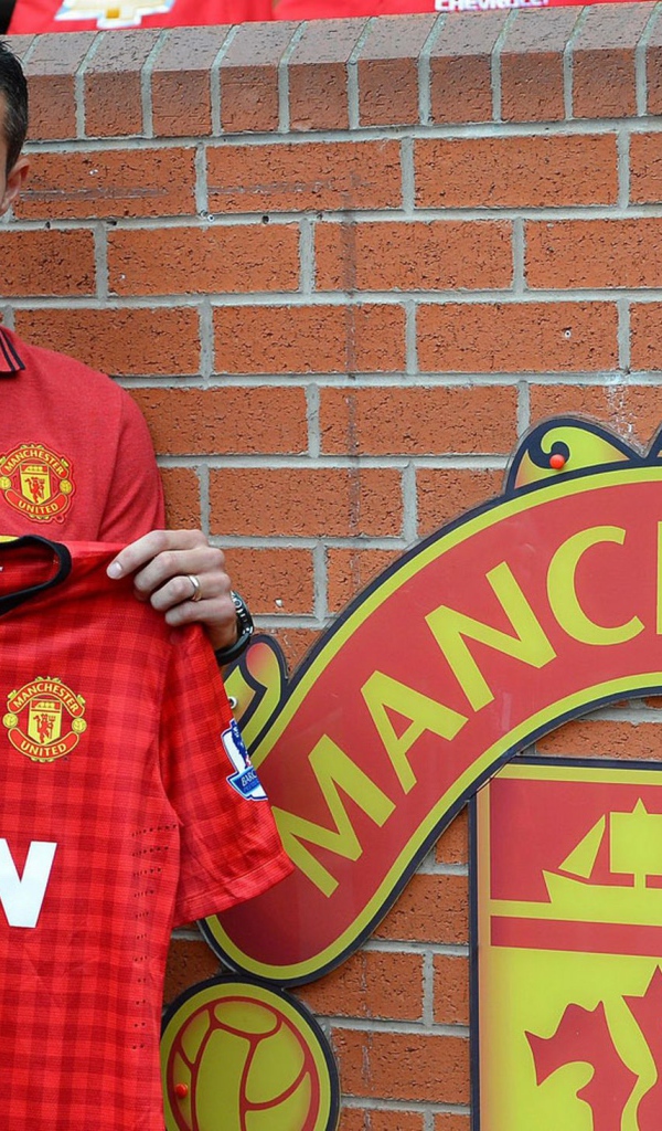 Нападавший игрок Манчестер Юнайтед Робин ван Перси