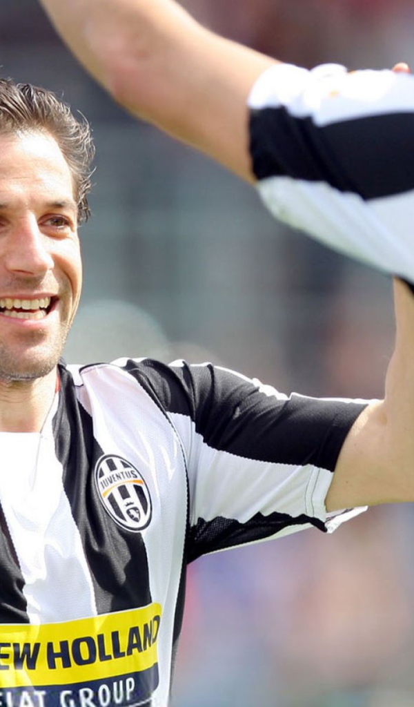 Нападавший игрок Сиднея Алессандро Дель Пьеро