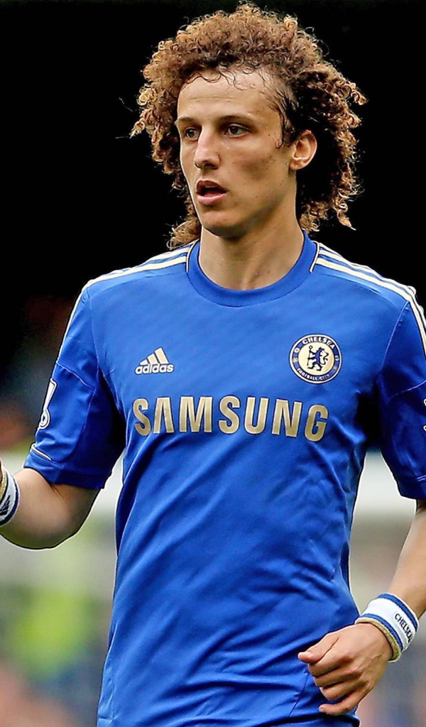 Лучший защитник Челси Давид Луис