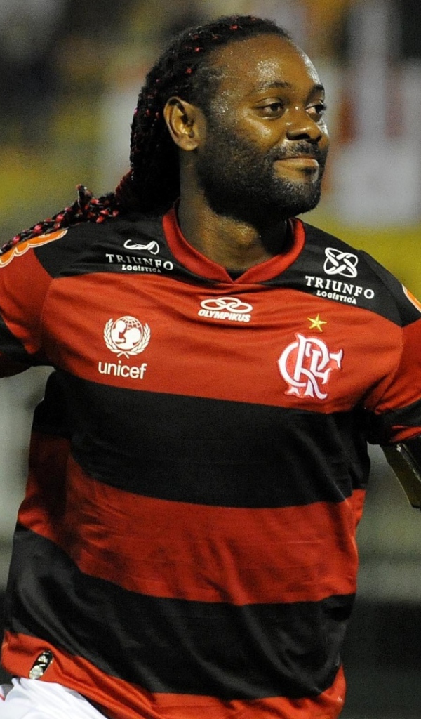 Лучший футболист Шаньдун Лунэн Вагнер