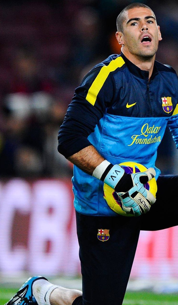 Лучший вратарь Барселоны Виктор Вальдес