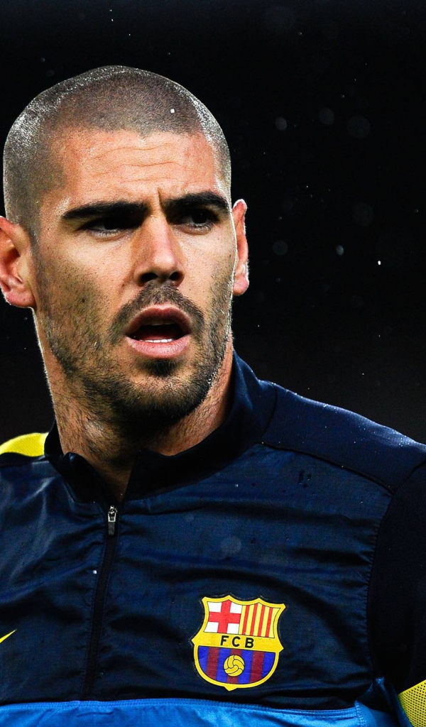 Лучший игрок Барселоны Виктор Вальдес