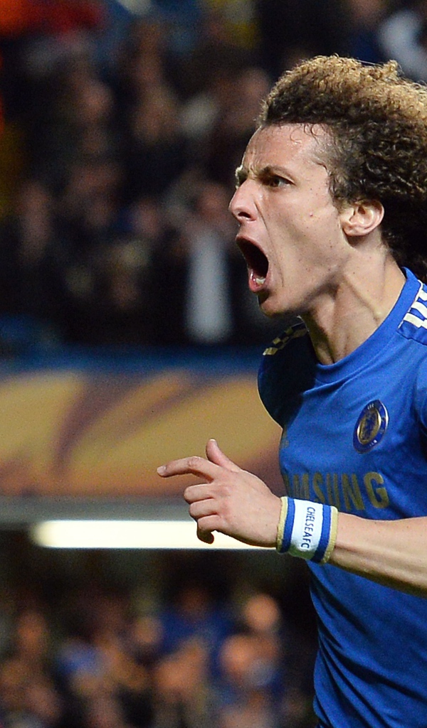 Защитник Челси Давид Луис забил гол