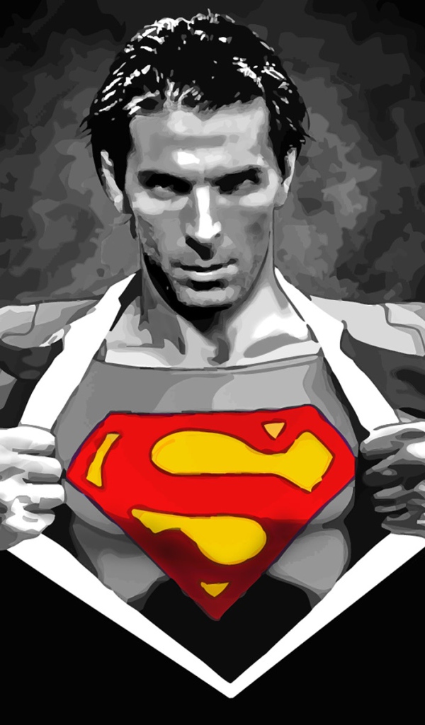  Футболист Ювентуса Джанлуиджи Буффона супермен