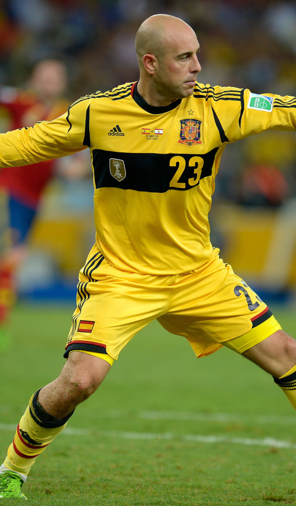 Футболист Наполи Пепе Рейна