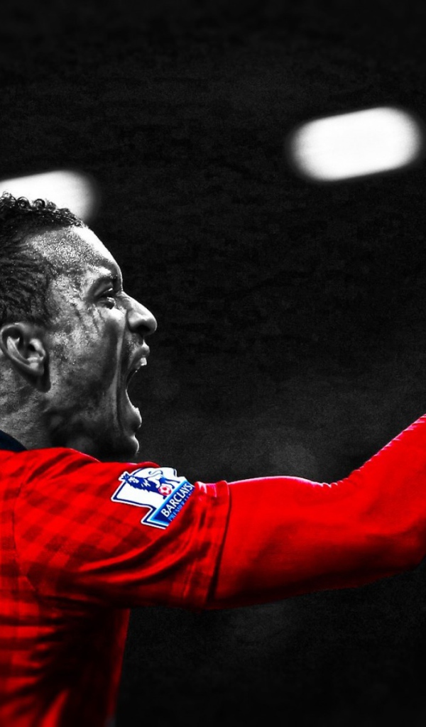  Полузащитник Манчестер Юнайтед Луиш Нани после победы