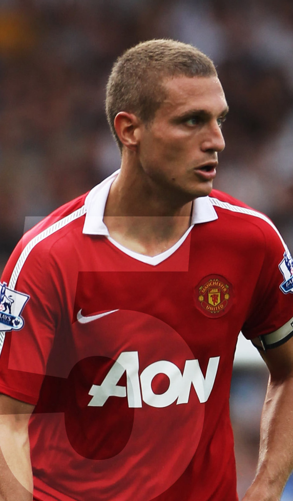 Основной защитник Манчестер Юнайтед Неманья Видич