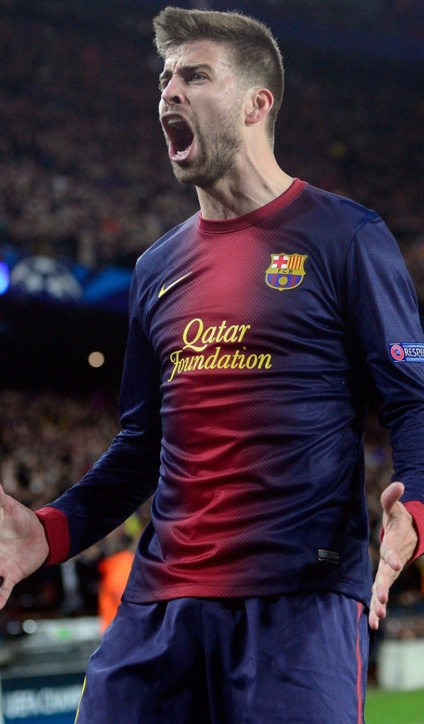 Игрок номер 3 Барселоны Херард Пике