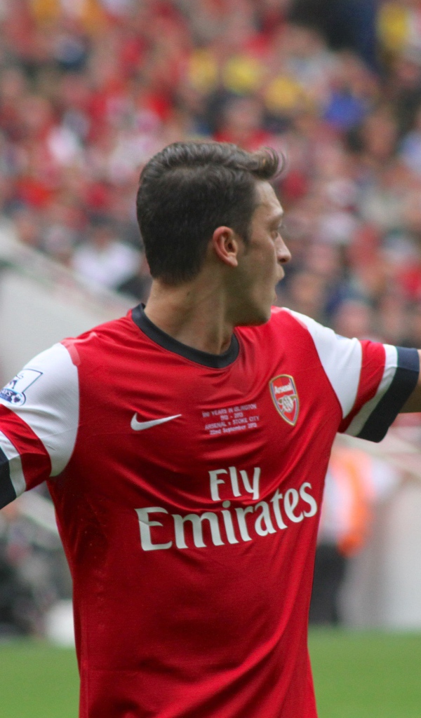 Игрок Арсенала Месут Озил