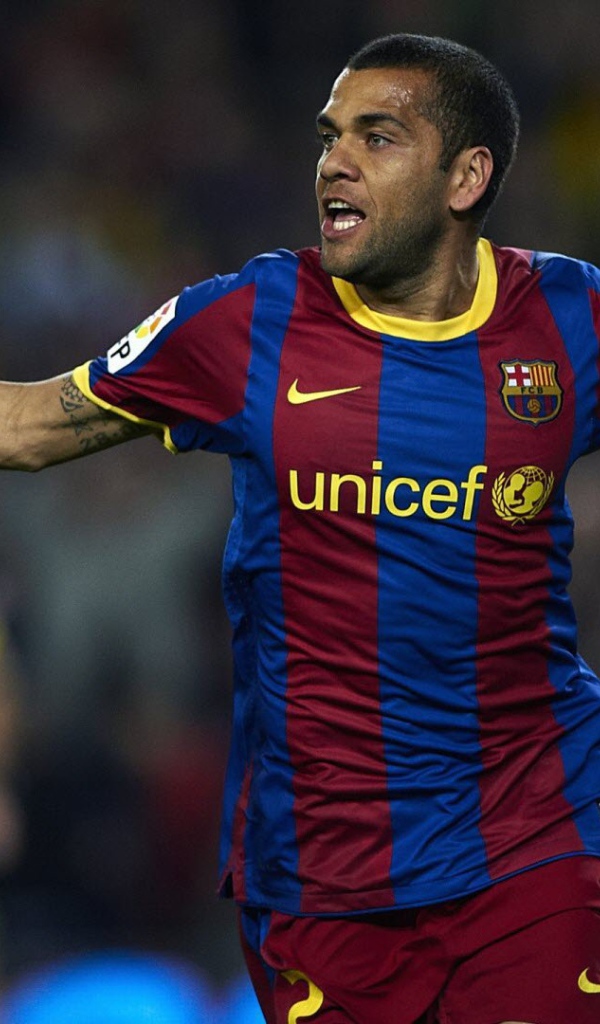  Игрок Барселоны Даниэл Алвес