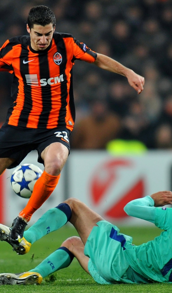 Игрок из Дортмунда Генрих Мхитарян