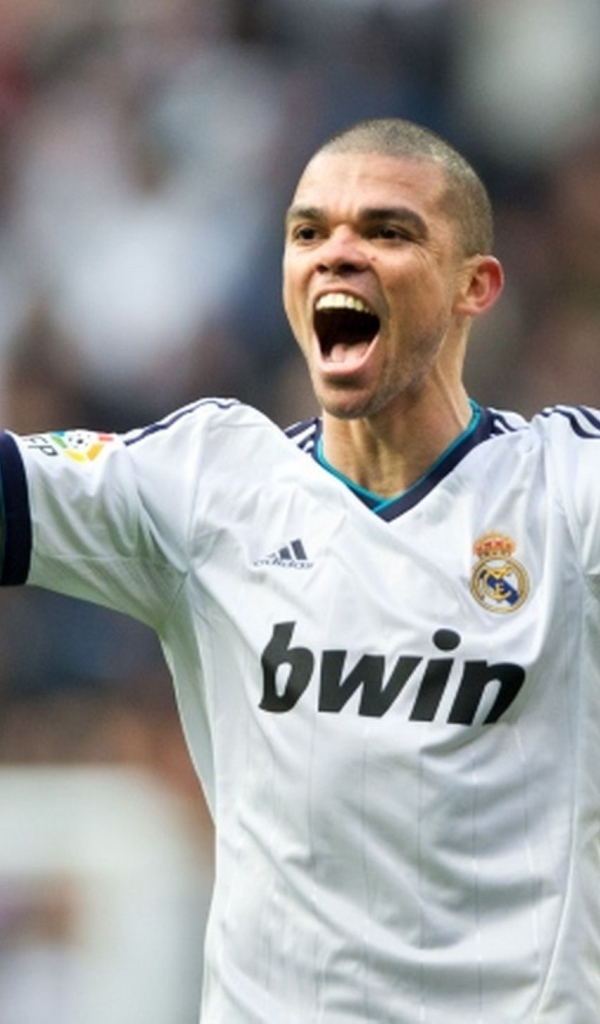 Игрок мадридского Реала Пепе счастлив