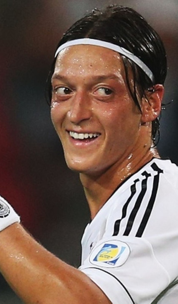 Гордость Арсенала Месут Озил