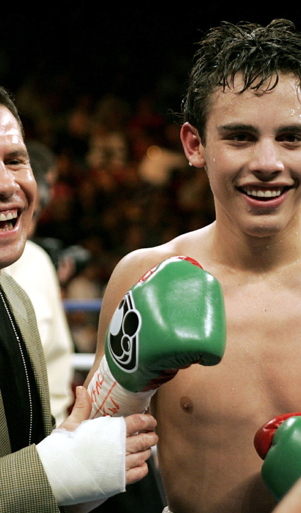 Чемпион мира по боксу Хулио Сезар Чавес-Sr