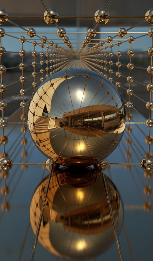 Большой блестящий шар