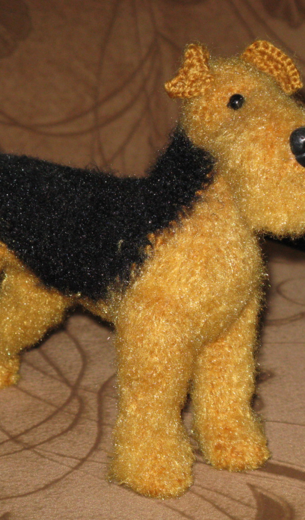 Игрушка вязаный эрдельтерьер