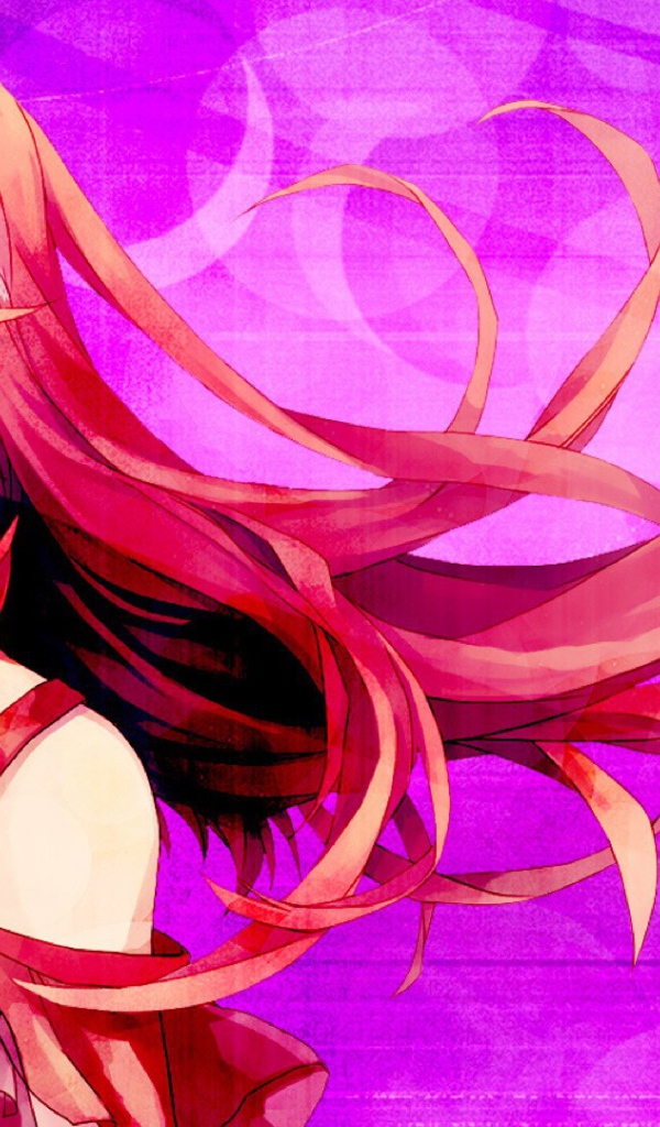 Девочка нюхает цветок