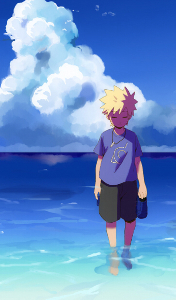 Мальчик идет по воде