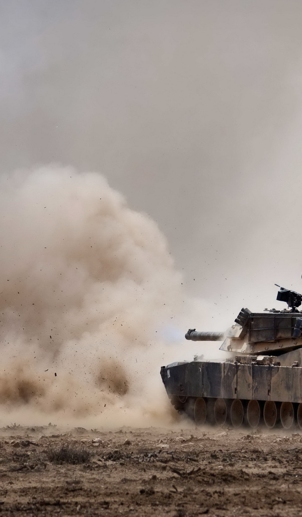 Выстрел из бронемашины