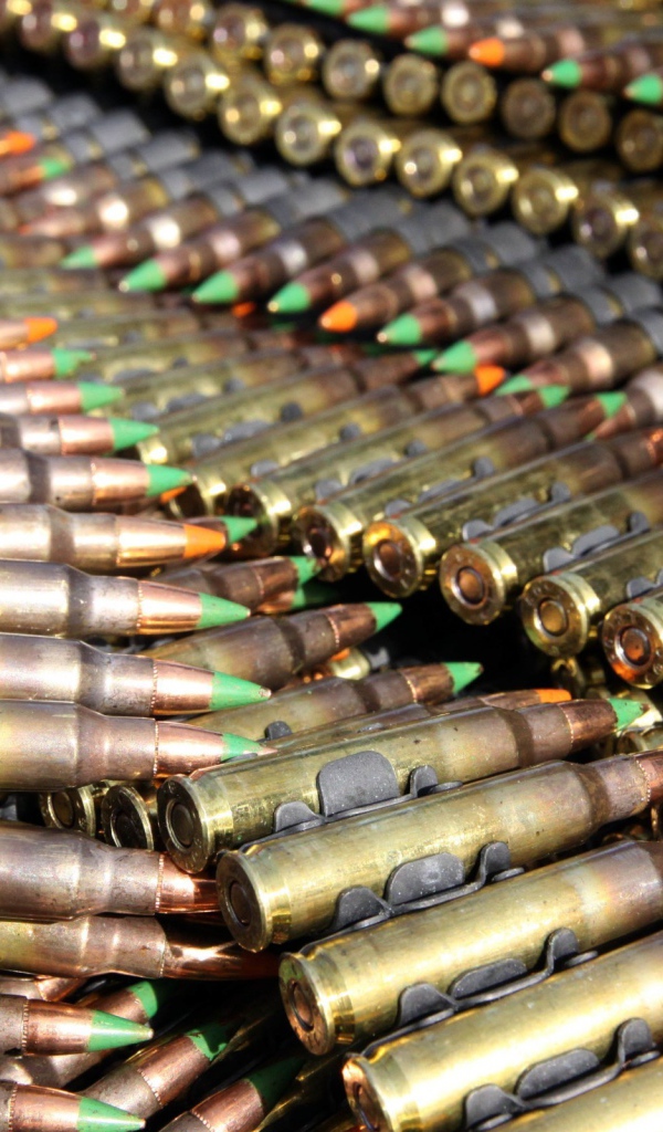 Пулеметные ленты с патронами