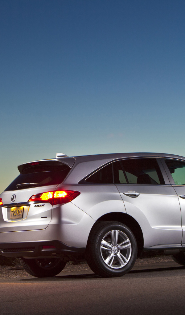 Надежный автомобиль Acura RDX 2014