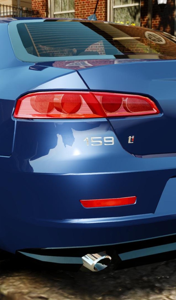 Автомобиль Alfa Romeo 169 на дороге