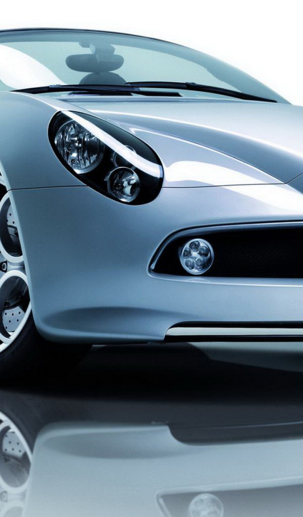 Дизайн автомобиля Alfa Romeo 8c spider