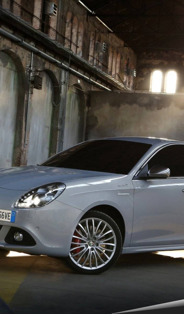 Новый автомобиль Alfa Romeo giulietta 2014