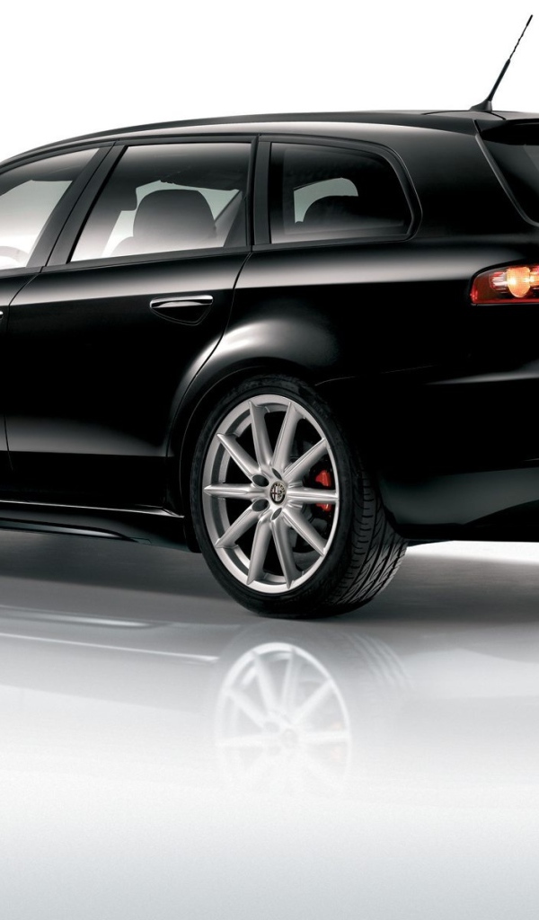 Надежный автомобиль Alfa Romeo 169