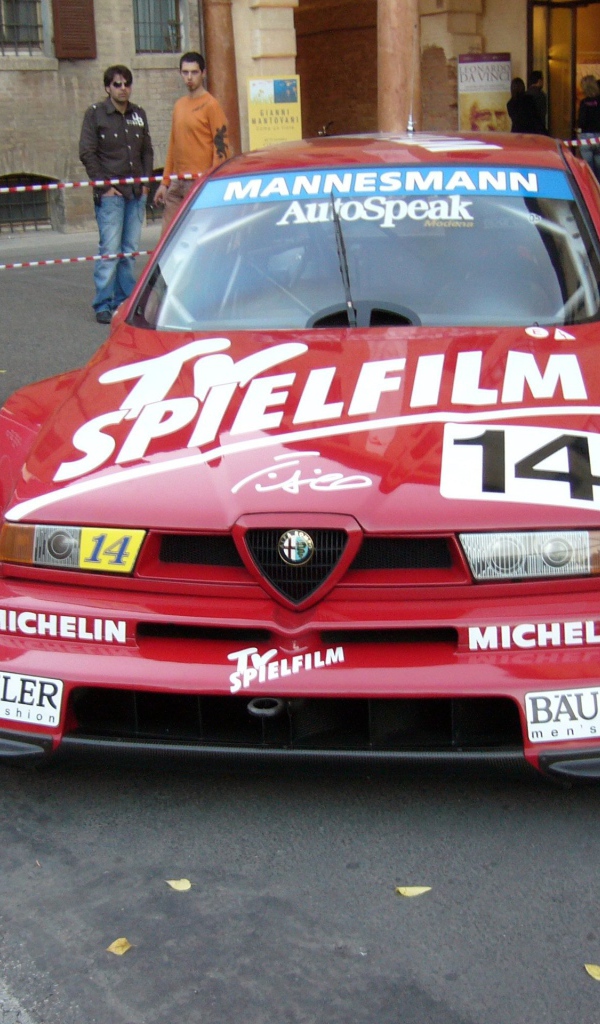 Тест драйв автомобиля Alfa Romeo 155