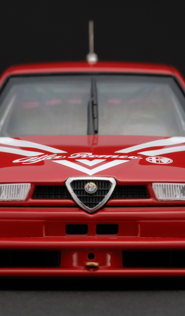 Новая машина Alfa Romeo 155