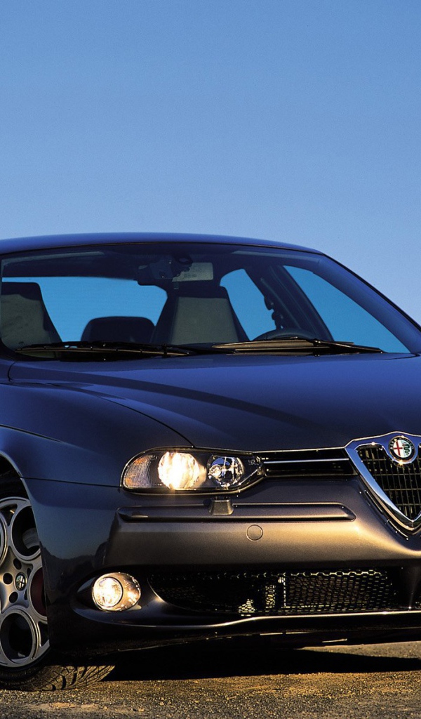 Надежный автомобиль Alfa Romeo 156