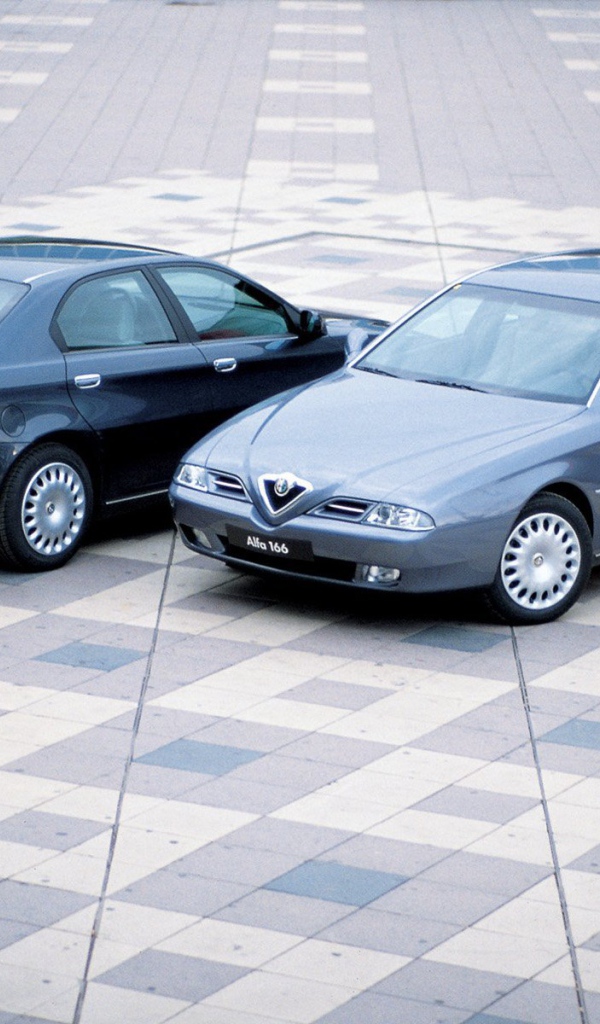 Надежная машина Alfa Romeo 166