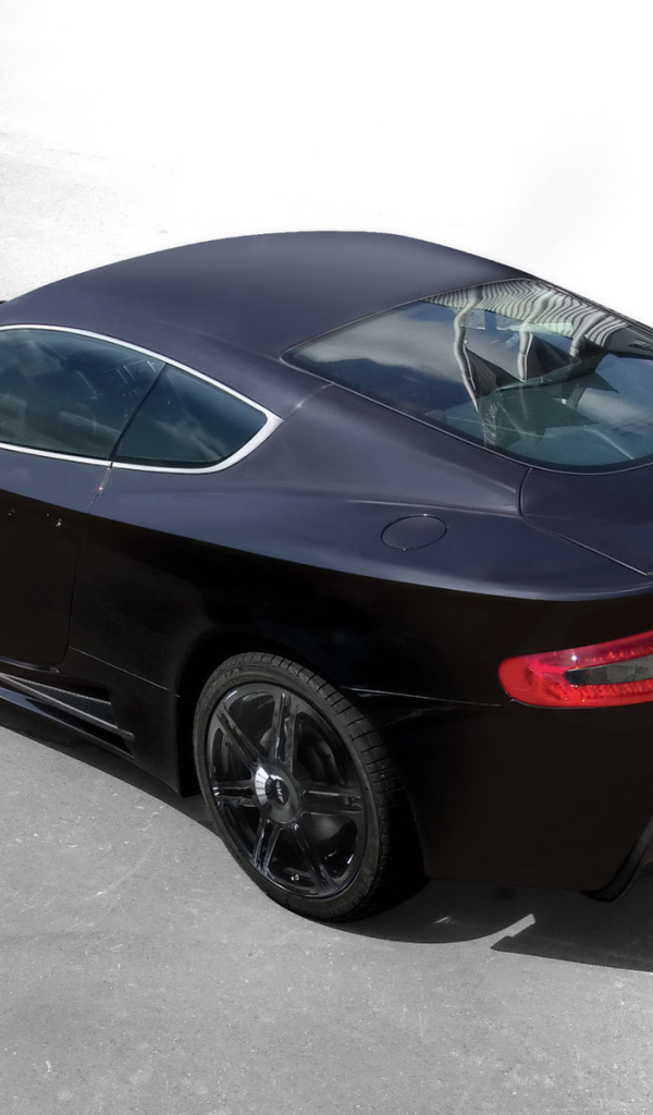 Дизайн автомобиля Aston Martin mansory