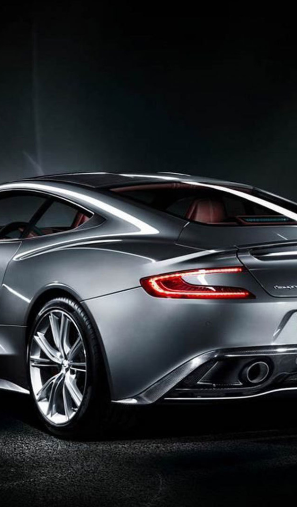 Дизайн автомобиля Aston Martin vanquish