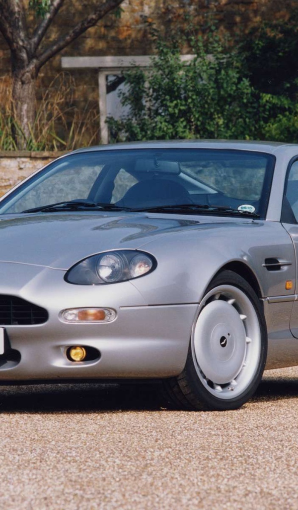 Новый автомобиль Aston Martin db7