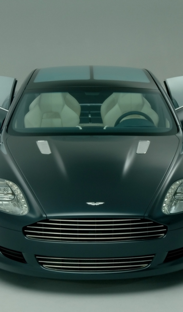 Новый автомобиль Aston Martin rapide