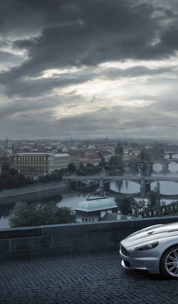 Фото автомобиля Aston Martin dbs