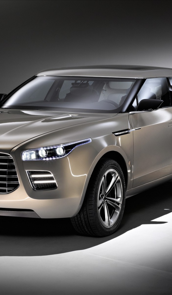 Надежная машина Aston Martin lagonda